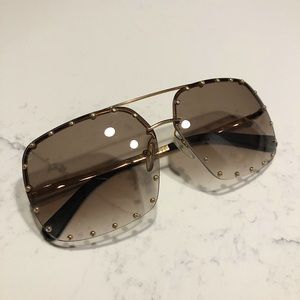 LOUIS VUITTON gold studded ombre sunglasses